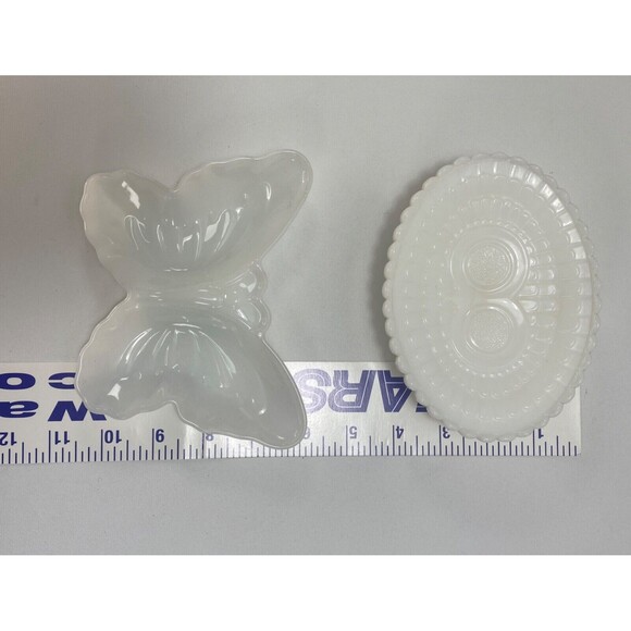 Set of Two Avon Milk Glass Trinket Dishes Owl Soap Dish Butterfly Dish 6" Retro - Picture 16 of 16